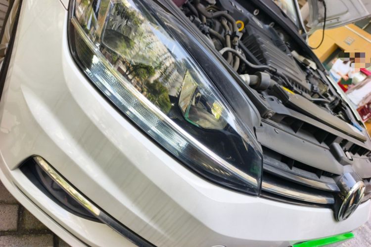 Used Volkswagen Golf 2019 200TSI DSG Comfort & Ambition Edition China VI Standard Right Front Headlight