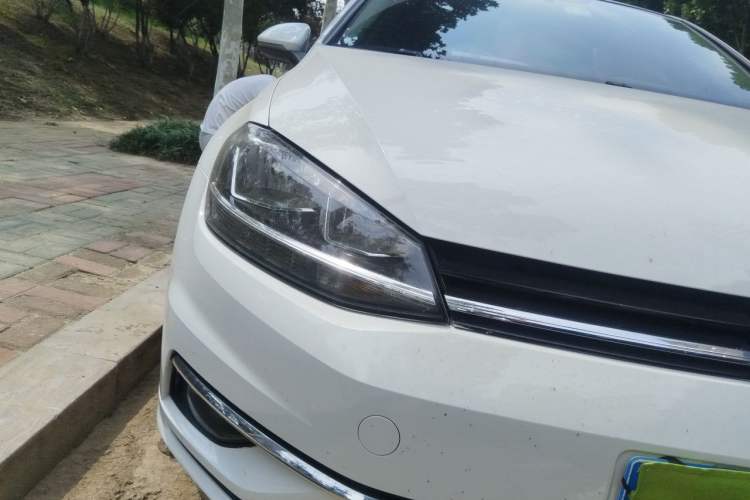 Used Volkswagen Golf 2019 1.6L Automatic Comfort Model China V Standard Right Front Headlight