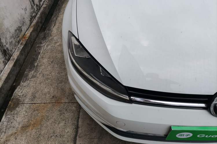 Used Volkswagen Golf 2019 200TSI DSG Comfort & Ambition Edition China VI Standard Right Front Headlight