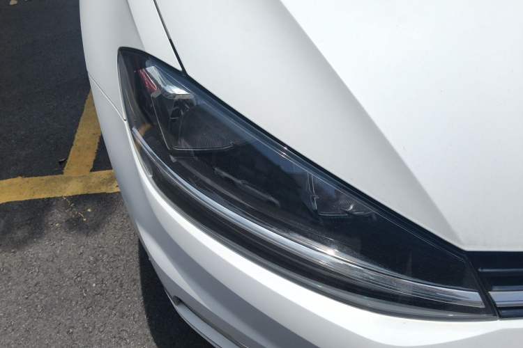 Used Volkswagen Golf 2019 280TSI DSG Comfort Version China V Standard Right Front Headlight