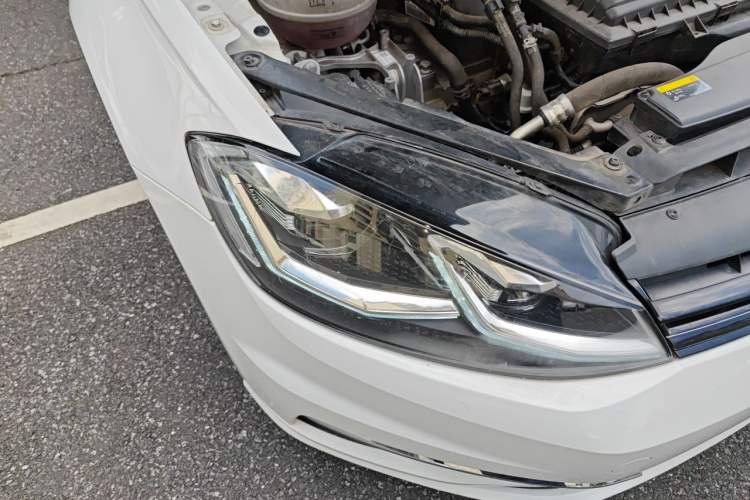 Used Volkswagen Golf 2019 280TSI DSG Comfort Version China V Standard Right Front Headlight