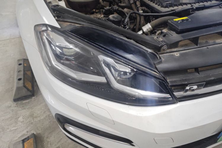 Used Volkswagen Golf 2019 280TSI DSG R-Line China VI Standard Right Front Headlight