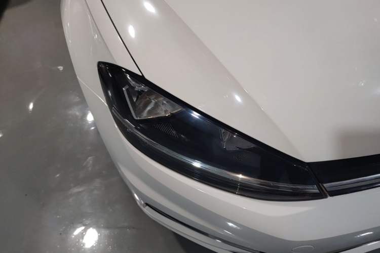 Used Volkswagen Golf 2019 200TSI DSG Comfort & Ambition Edition China VI Standard Right Front Headlight