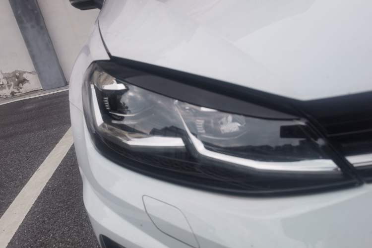 Used Volkswagen Golf 2019 280TSI DSG R-Line China VI Standard Right Front Headlight