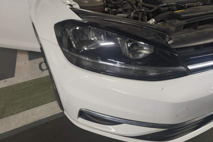 Used Volkswagen Golf 2019 280TSI DSG Comfort Version China VI Standard Right Front Headlight