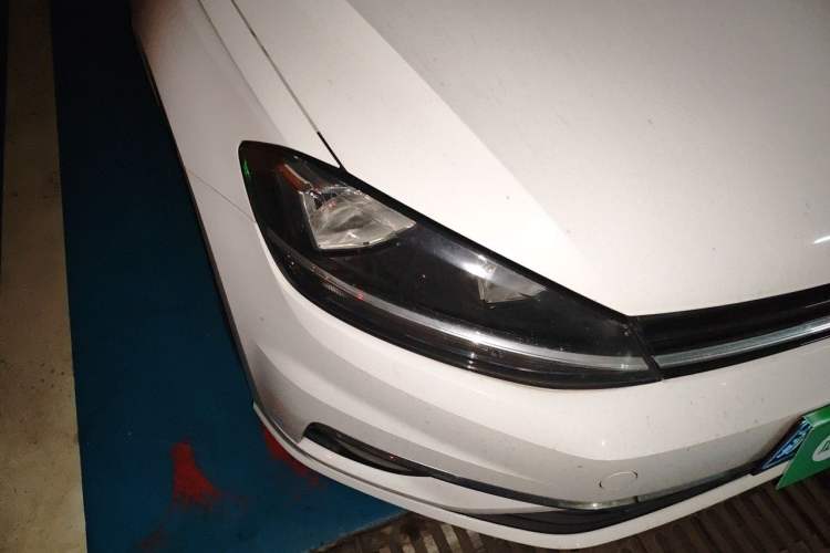 Used Volkswagen Golf 2019 280TSI DSG Comfort Version China VI Standard Right Front Headlight
