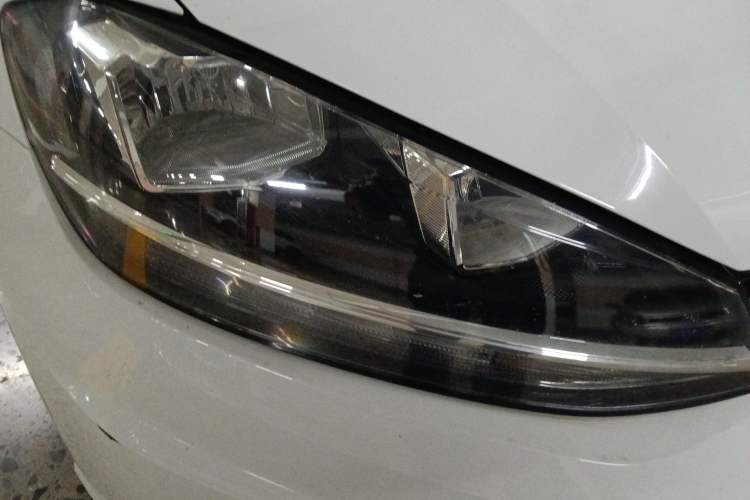 Used Volkswagen Golf 2019 280TSI DSG Luxury Version China VI Standard Right Front Headlight