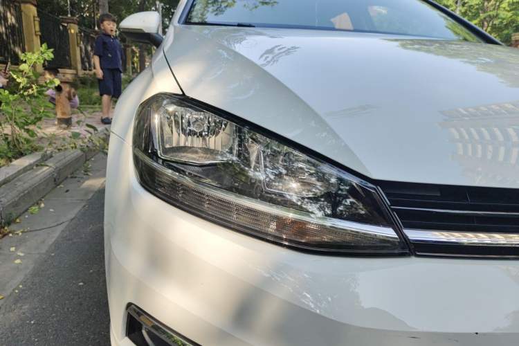 Used Volkswagen Golf 2019 280TSI DSG Comfort Version China VI Standard Right Front Headlight