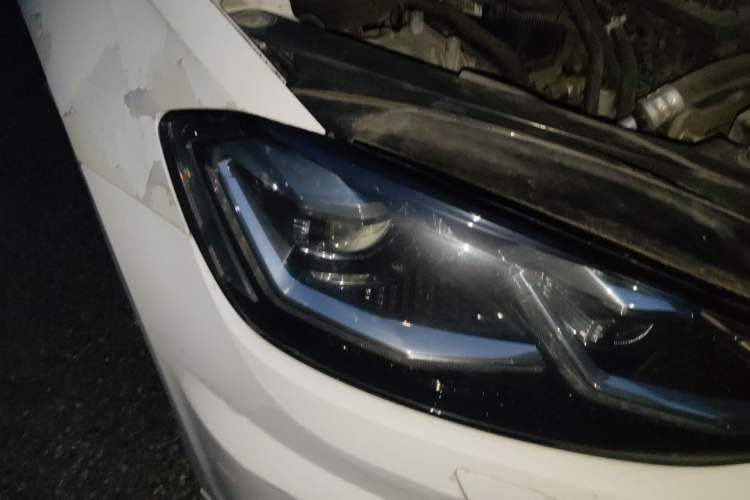 Used Volkswagen Golf 2019 280TSI DSG R-Line Model China V Standard Right Front Headlight