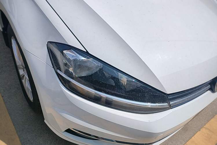 Used Volkswagen Golf 2019 200TSI DSG Comfort & Ambition Edition China VI Standard Right Front Headlight