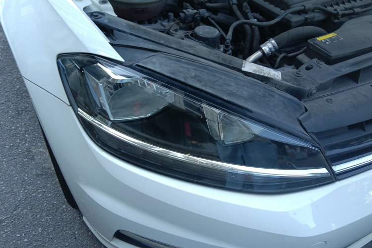Used Volkswagen Golf 2019 280TSI DSG Luxury Version China VI Standard Right Front Headlight