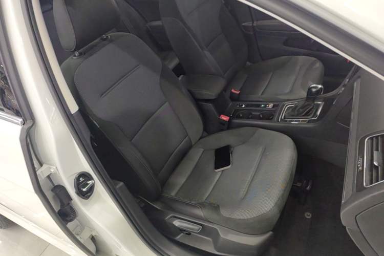 Used Volkswagen Golf 2019 1.6L Automatic Comfort Model China V Standard Right Front Seat