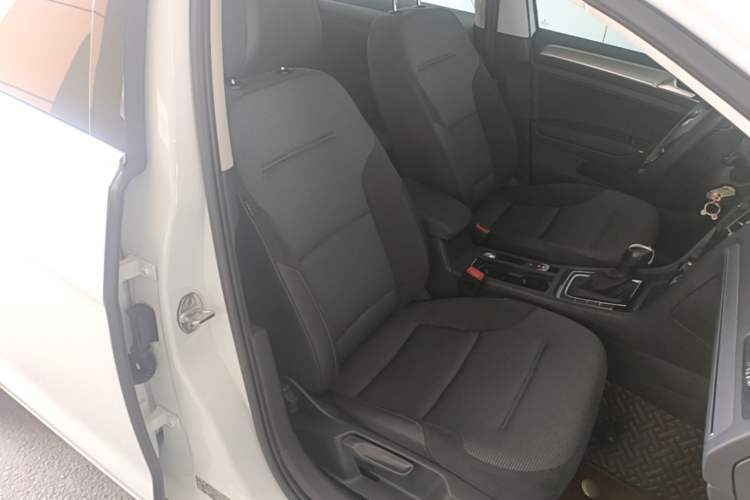 Used Volkswagen Golf 2019 280TSI DSG Comfort Version China VI Standard Right Front Seat