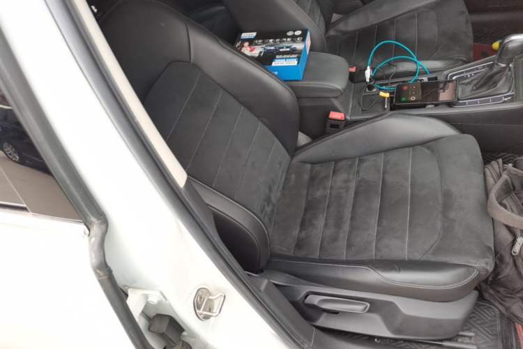 Used Volkswagen Golf 2019 280TSI DSG Luxury Version China VI Standard Right Front Seat