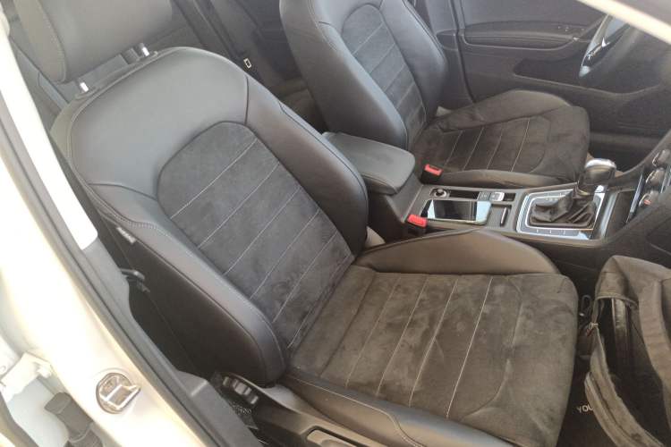 Used Volkswagen Golf 2019 280TSI DSG Luxury Version China VI Standard Right Front Seat