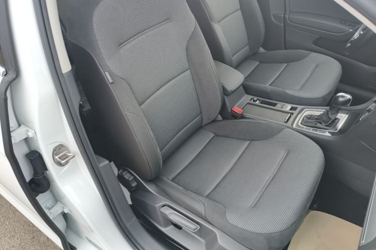 Used Volkswagen Golf 2019 1.6L Automatic Comfort Model China V Standard Right Front Seat
