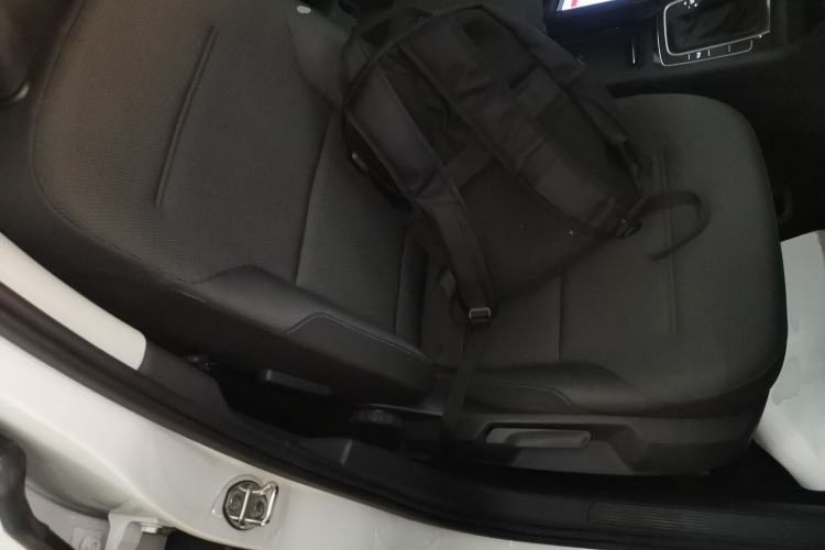 Used Volkswagen Golf 2019 1.8TSI Travel Edition Right Front Seat