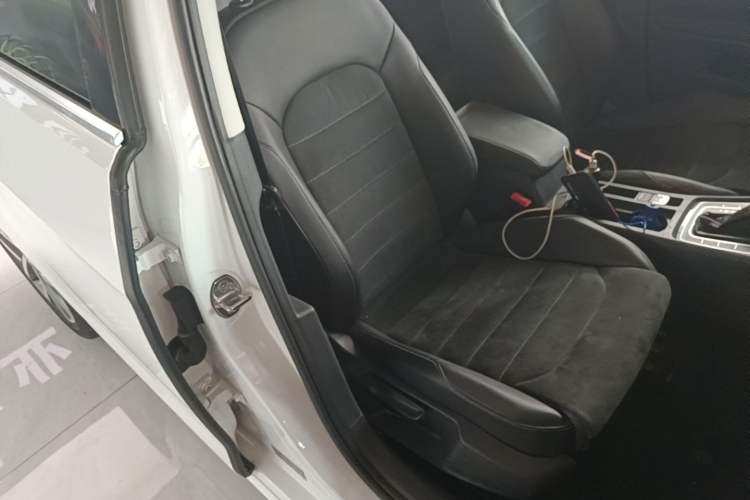 Used Volkswagen Golf 2019 280TSI DSG Luxury Version China VI Standard Right Front Seat