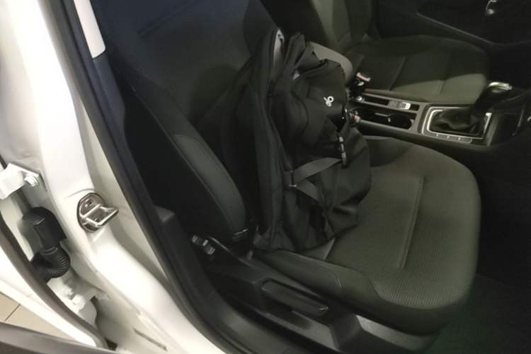 Used Volkswagen Golf 2019 280TSI DSG Comfort Version China VI Standard Right Front Seat