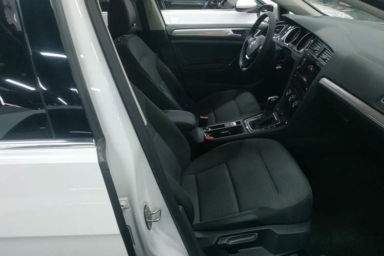 Used Volkswagen Golf 2019 280TSI DSG Comfort Version China VI Standard Right Front Seat