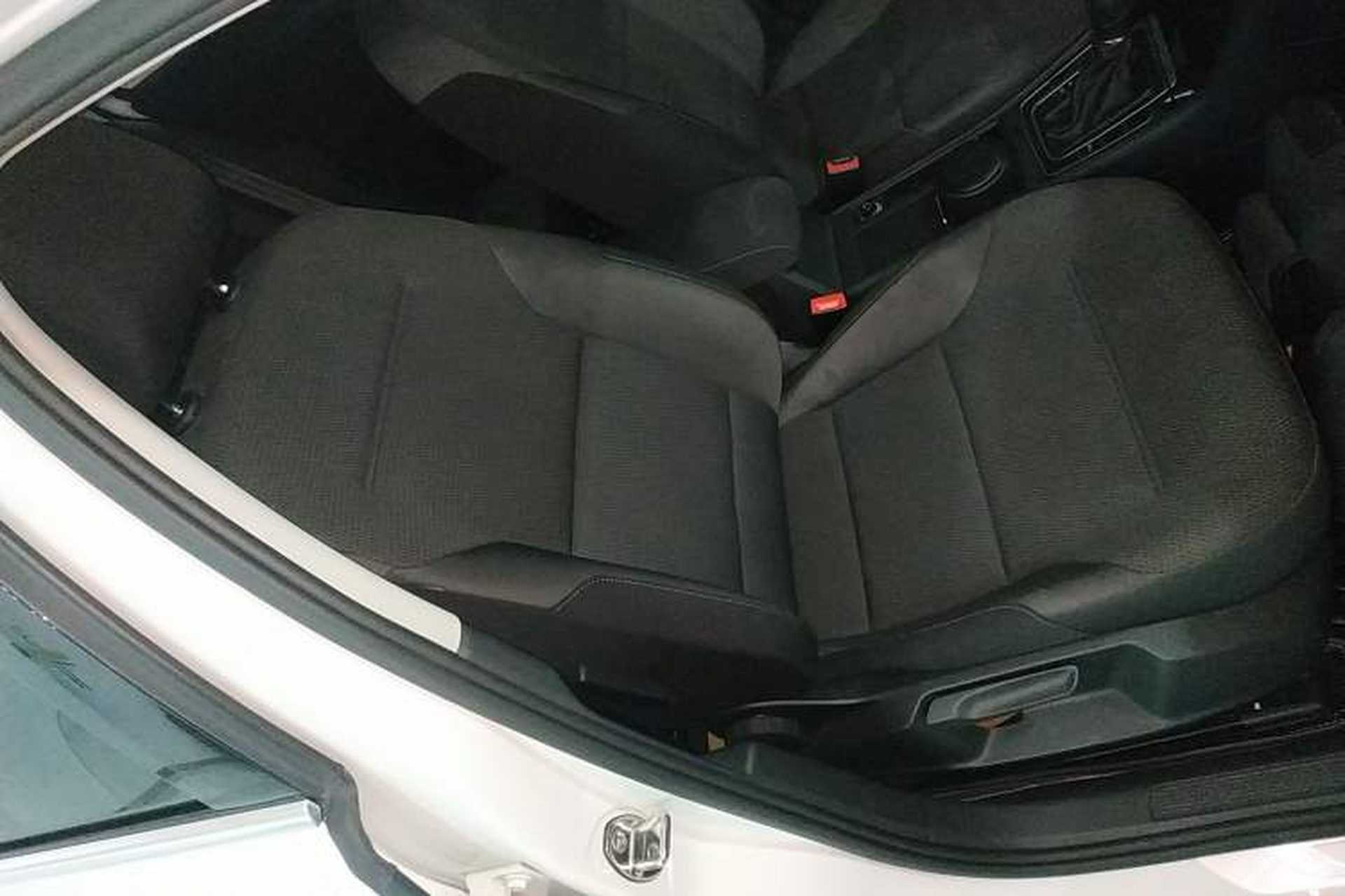Used Volkswagen Golf 2019 1.8TSI Travel Edition Right Front Seat