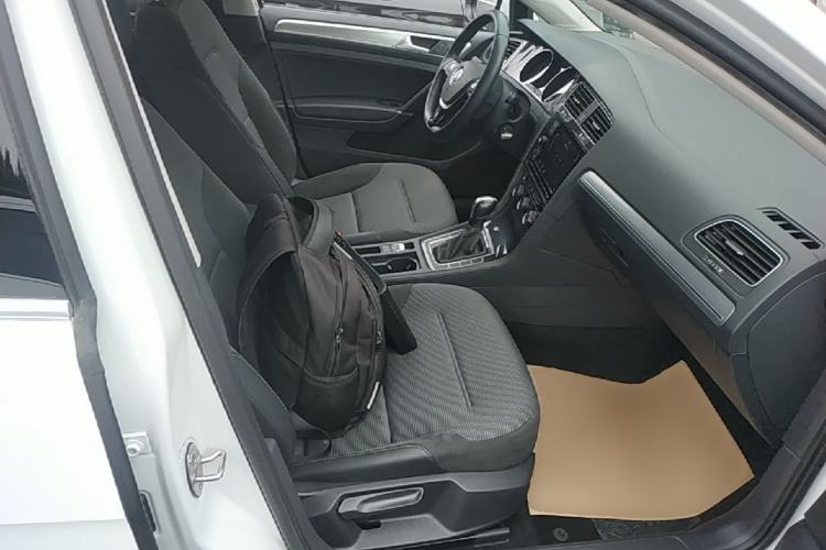 Used Volkswagen Golf 2019 1.6L Automatic Comfort Model China V Standard Right Front Seat