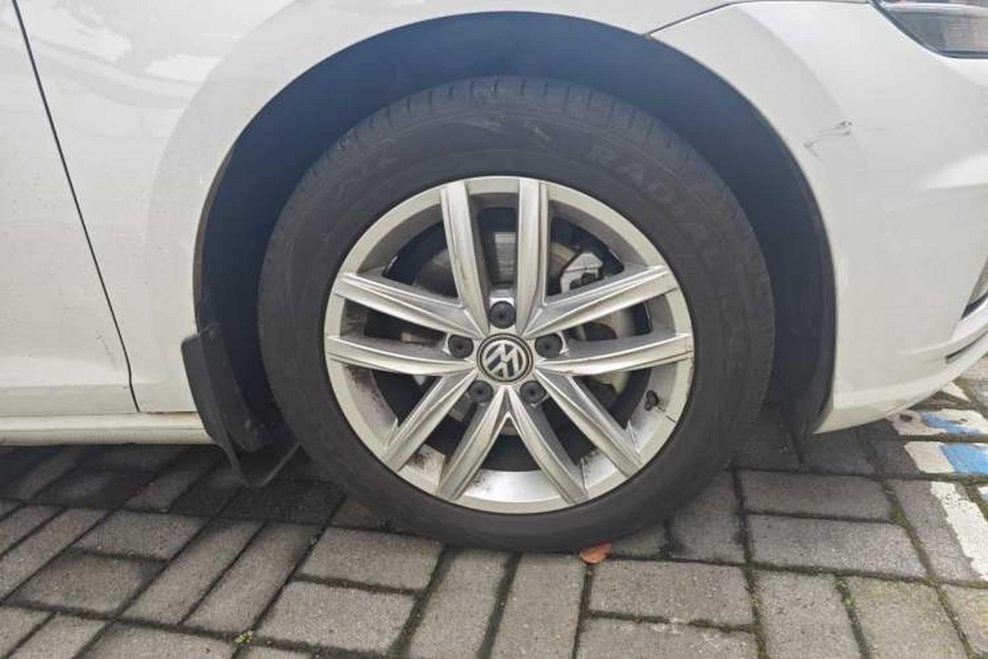 Used Volkswagen Golf 2019 1.6L Automatic Comfort Model China V Standard Right Front Wheel Hub