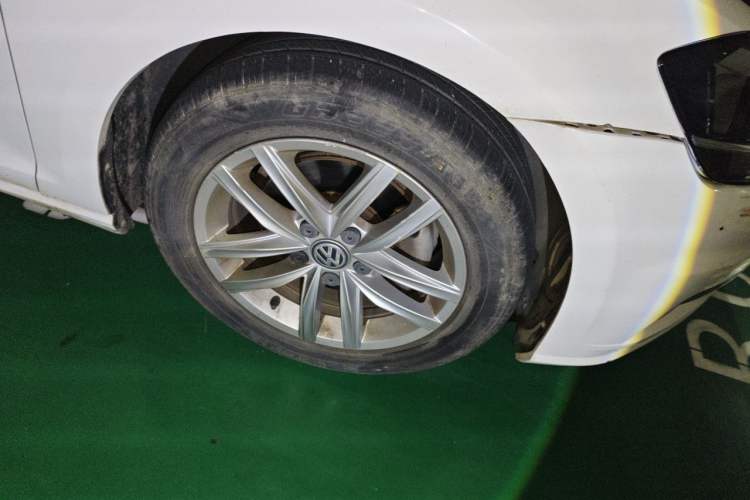 Used Volkswagen Golf 2019 280TSI DSG Comfort Version China V Standard Right Front Wheel Hub