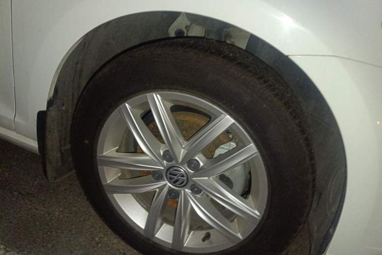 Used Volkswagen Golf 2019 1.6L Automatic Comfort Model China V Standard Right Front Wheel Hub