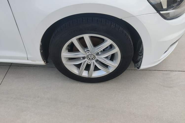 Used Volkswagen Golf 2019 280TSI DSG Comfort Version China V Standard Right Front Wheel Hub
