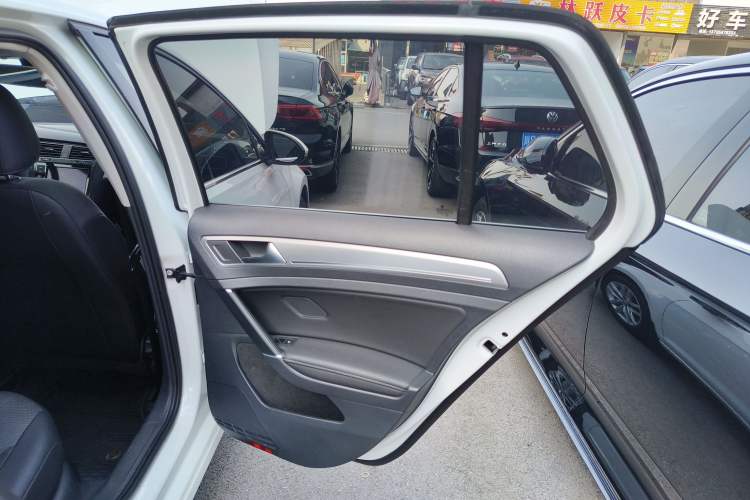 Used Volkswagen Golf 2019 280TSI DSG Comfort Version China V Standard Right Rear Door Interior