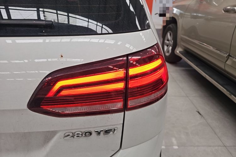 Used Volkswagen Golf 2019 1.8TSI Travel Edition Right Rear Taillight