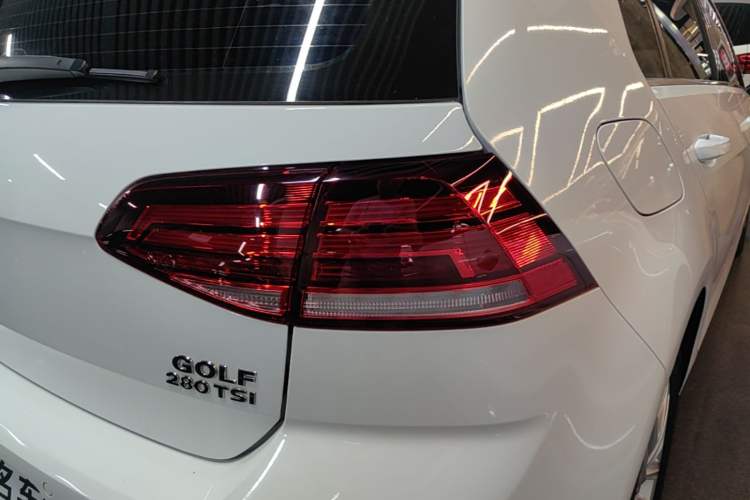 Used Volkswagen Golf 2019 280TSI DSG Comfort Version China V Standard Right Rear Taillight