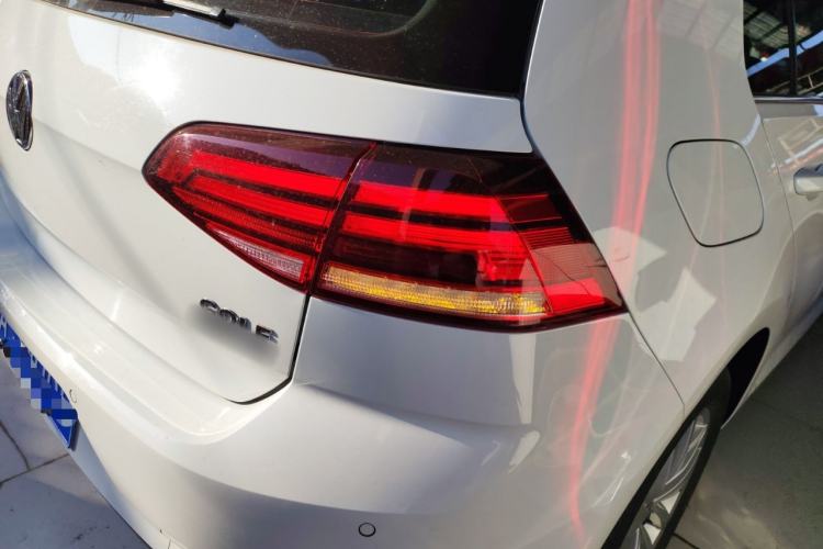 Used Volkswagen Golf 2019 200TSI DSG Comfort & Ambition Edition China VI Standard Right Rear Taillight