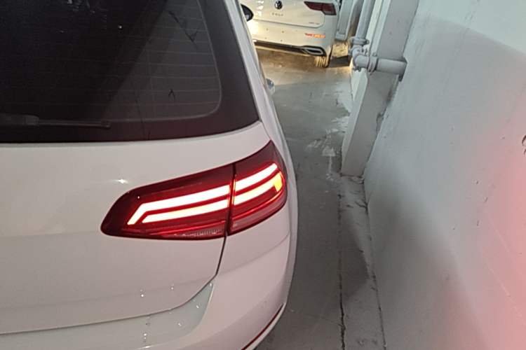 Used Volkswagen Golf 2019 1.6L Automatic Comfort Model China V Standard Right Rear Taillight