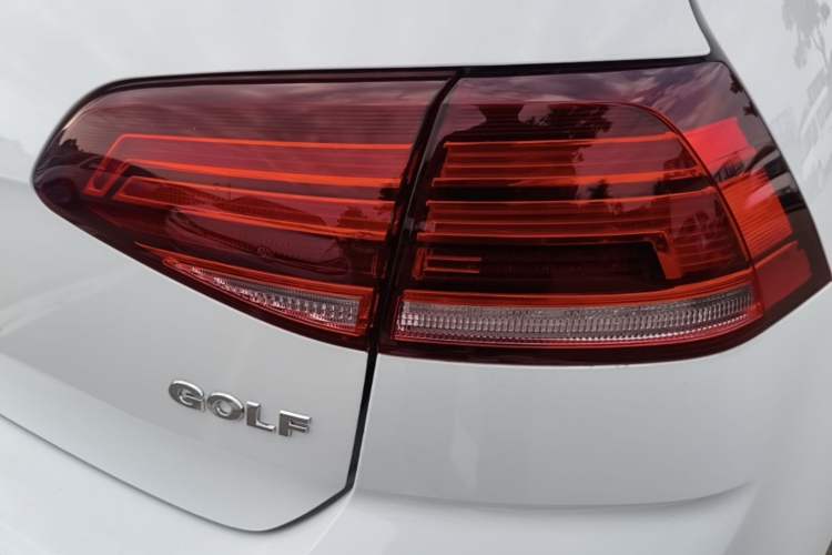 Used Volkswagen Golf 2019 1.6L Automatic Comfort Model China V Standard Right Rear Taillight