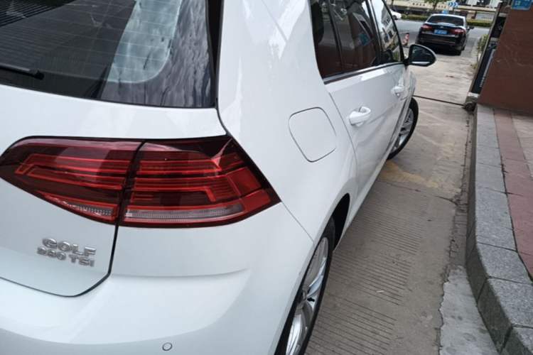 Used Volkswagen Golf 2019 280TSI DSG Comfort Version China VI Standard Right Rear Taillight