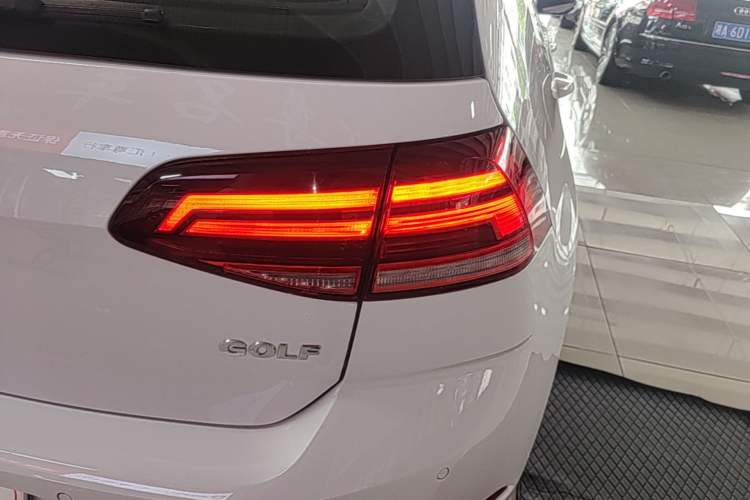 Used Volkswagen Golf 2019 1.6L Automatic Comfort Model China V Standard Right Rear Taillight