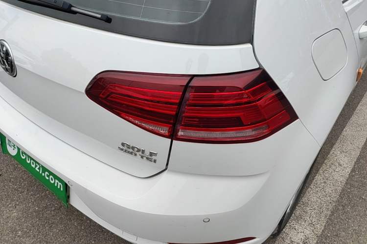Used Volkswagen Golf 2019 280TSI DSG Comfort Version China VI Standard Right Rear Taillight
