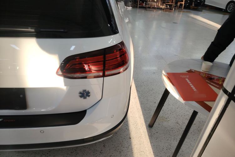 Used Volkswagen Golf 2019 1.8TSI Travel Edition Right Rear Taillight