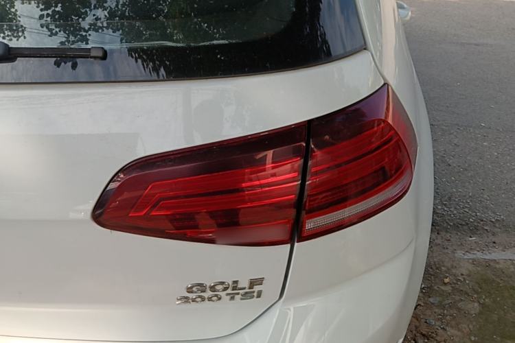 Used Volkswagen Golf 2019 200TSI DSG Comfort & Ambition Edition China VI Standard Right Rear Taillight