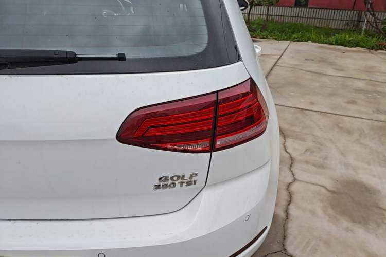 Used Volkswagen Golf 2019 280TSI DSG Comfort Version China V Standard Right Rear Taillight