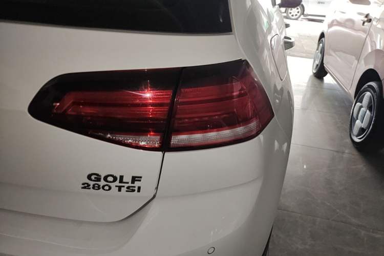 Used Volkswagen Golf 2019 280TSI DSG Comfort Version China V Standard Right Rear Taillight