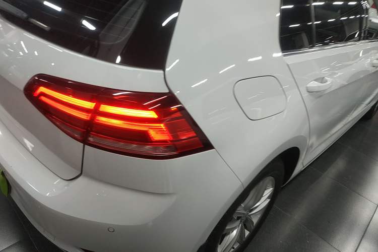Used Volkswagen Golf 2019 280TSI DSG Comfort Version China VI Standard Right Rear Taillight
