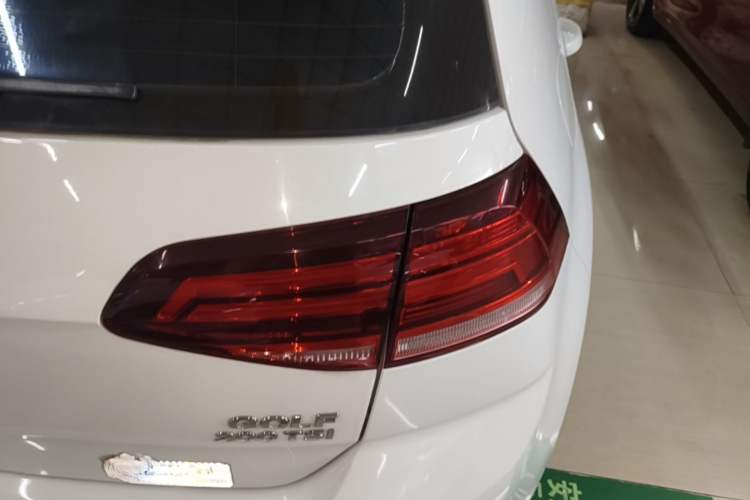 Used Volkswagen Golf 2019 200TSI DSG Comfort & Ambition Edition China VI Standard Right Rear Taillight