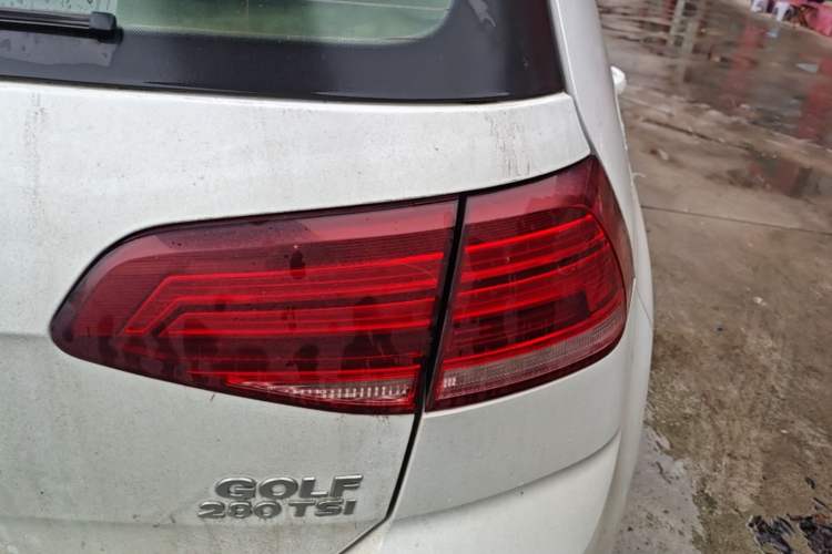 Used Volkswagen Golf 2019 280TSI DSG Comfort Version China VI Standard Right Rear Taillight