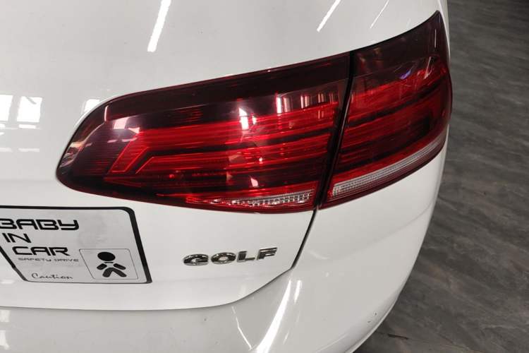 Used Volkswagen Golf 2019 1.6L Automatic Comfort Model China V Standard Right Rear Taillight