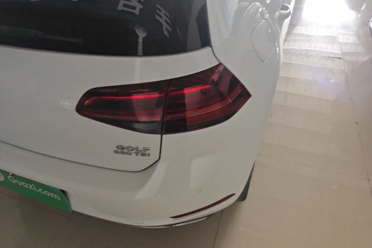 Used Volkswagen Golf 2019 280TSI DSG Luxury Version China VI Standard Right Rear Taillight