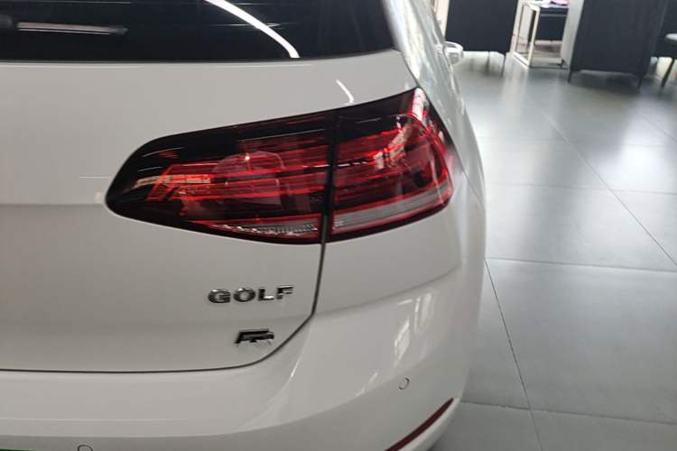 Used Volkswagen Golf 2019 1.6L Automatic Comfort Model China V Standard Right Rear Taillight