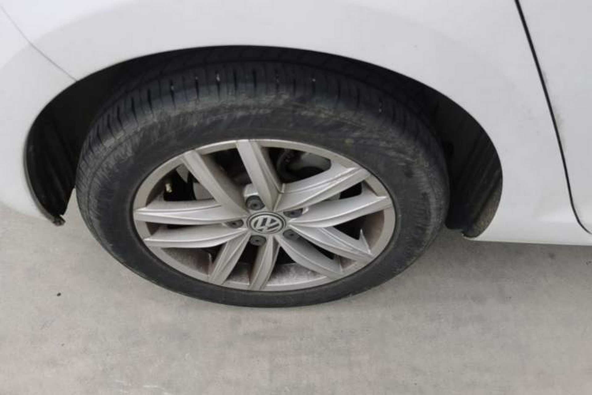 Used Volkswagen Golf 2019 200TSI DSG Comfort & Ambition Edition China VI Standard Right Rear Wheel Hub